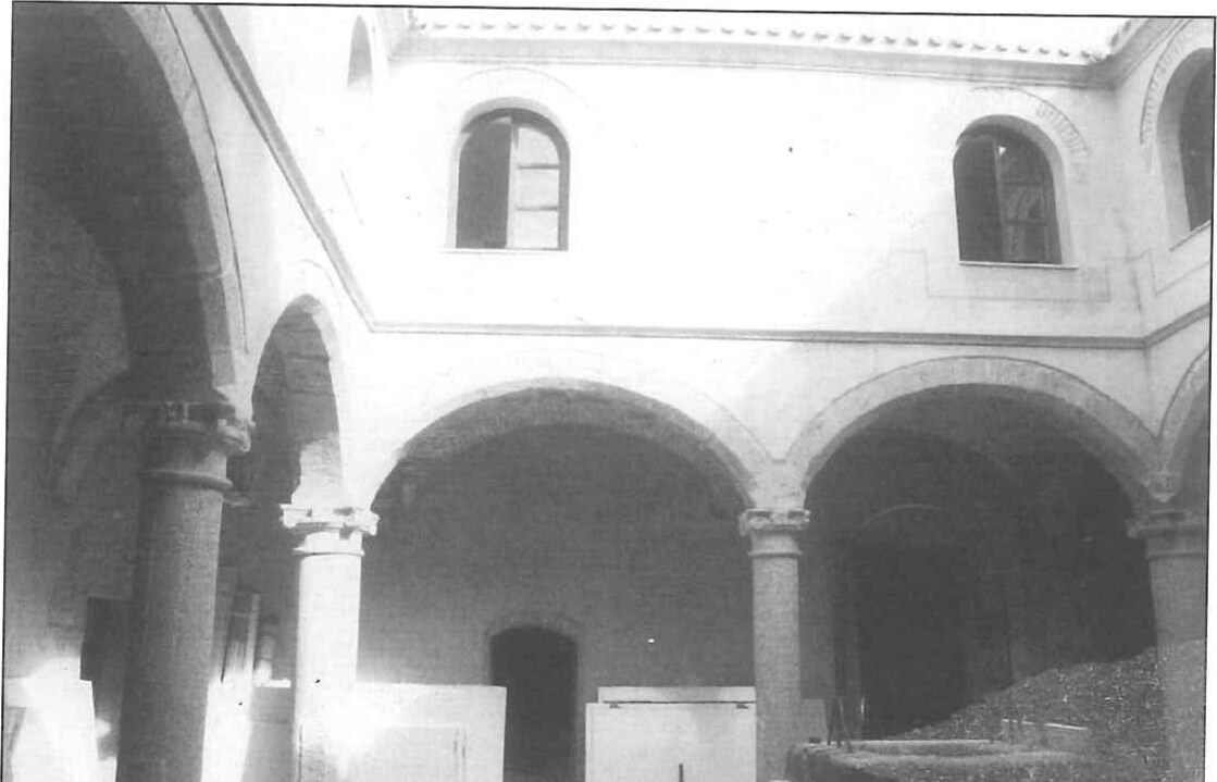 Claustro del convento después de la reforma